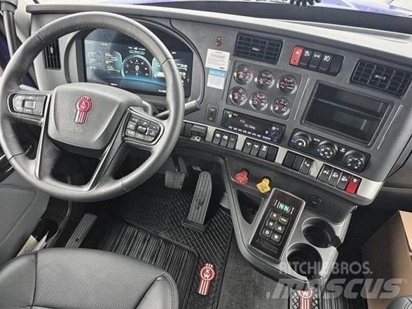 Kenworth T880 Самосвал