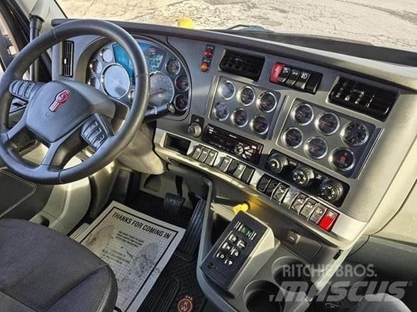 Kenworth T880 Самосвал