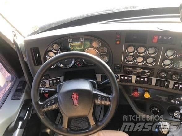 Kenworth T880 Самосвал