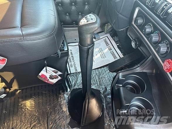 Kenworth W900L Влекачи