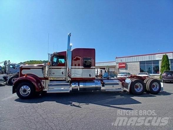 Kenworth W900L Влекачи