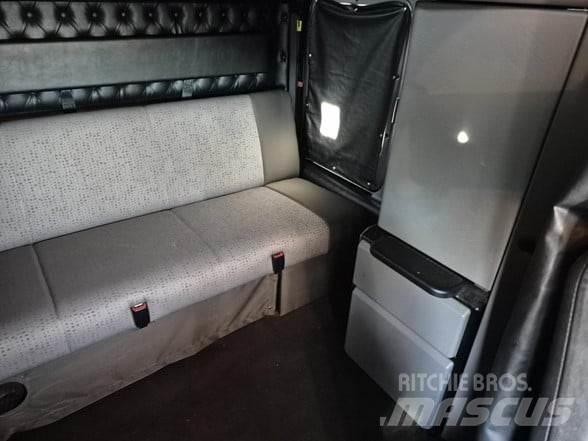 Kenworth W900L Влекачи
