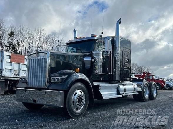 Kenworth W900L Влекачи