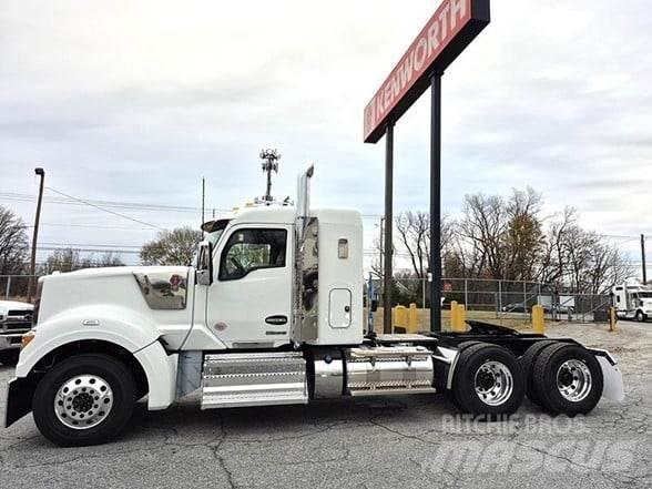 Kenworth W990 Влекачи
