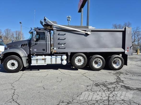 Mack GRANITE 64FR Самосвал