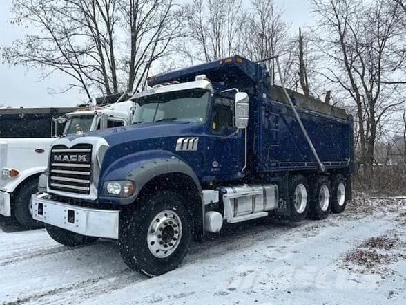Mack GRANITE 64FR Самосвал