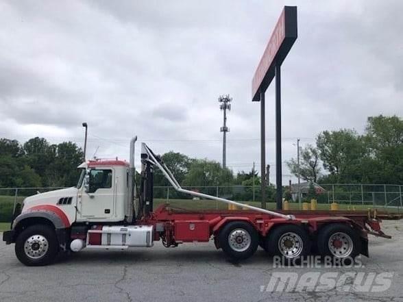 Mack GRANITE GU713 Камиони за отпадъци