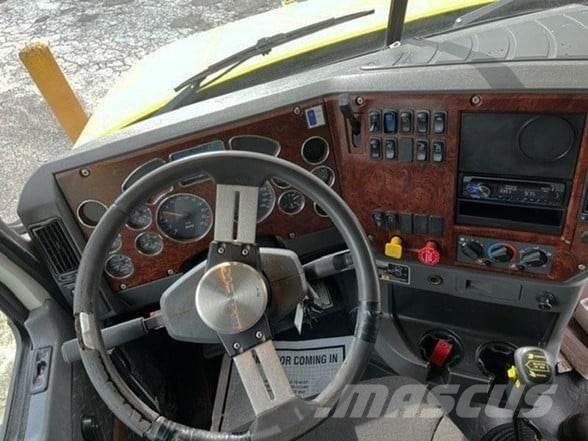 Mack GRANITE GU713 Самосвал
