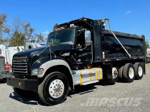 Mack GRANITE GU713 Самосвал