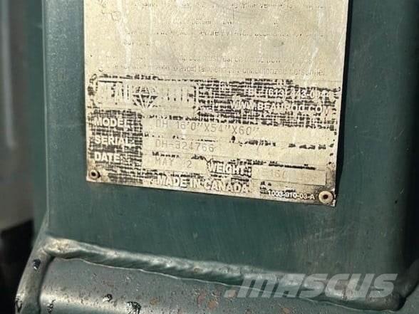 Mack GRANITE GU713 Самосвал