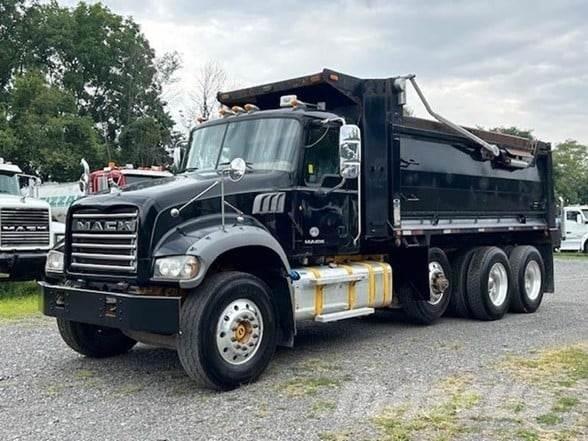 Mack GRANITE GU713 Самосвал