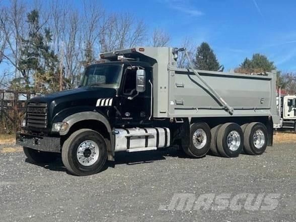 Mack GRANITE GU713 Самосвал