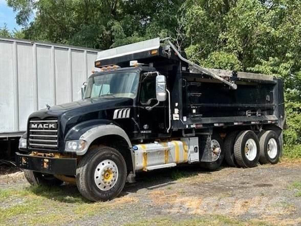 Mack GRANITE GU713 Самосвал