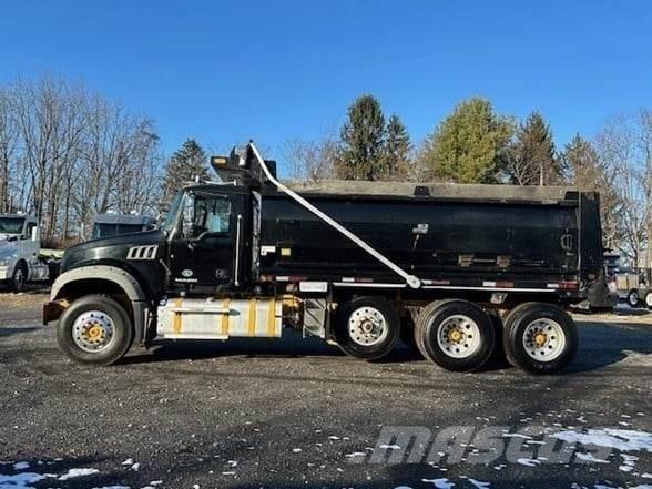 Mack GRANITE GU713 Самосвал