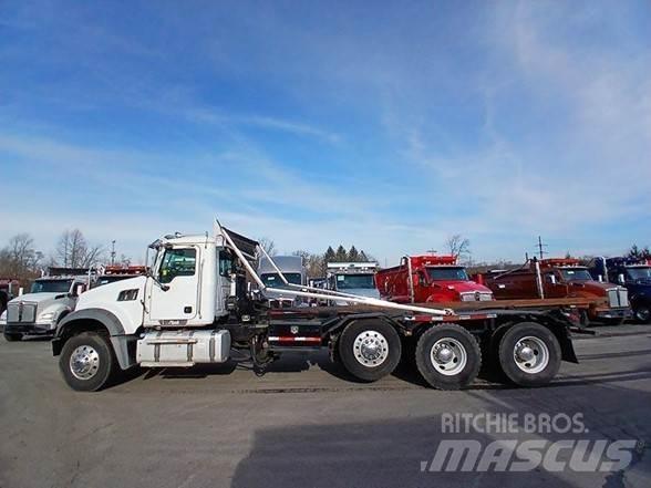 Mack GRANITE GU713 Камиони за отпадъци
