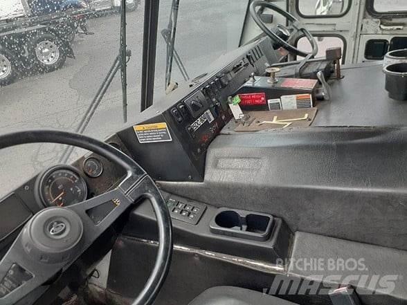 Mack LEU613 Камиони за отпадъци