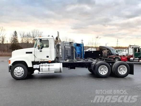 Mack PINNACLE CHU613 Влекачи