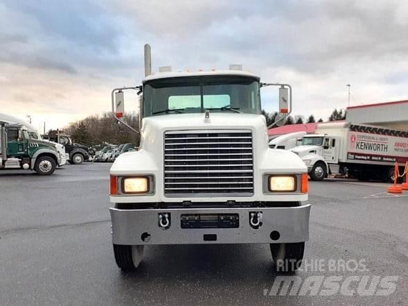 Mack PINNACLE CHU613 Влекачи