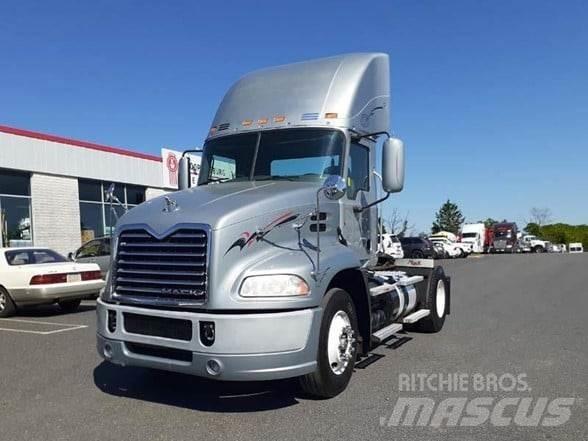 Mack PINNACLE CXU612 Влекачи