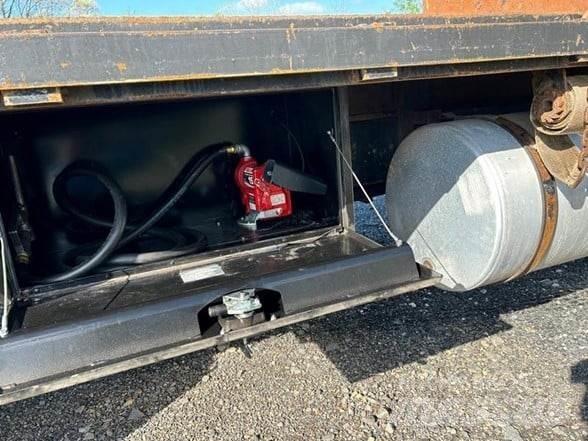 Peterbilt 330 Бордови
