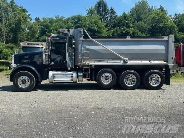 Peterbilt 567 Самосвал