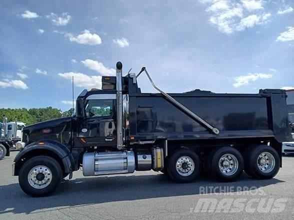Peterbilt 567 Самосвал