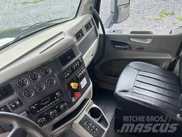 Peterbilt 567 Самосвал