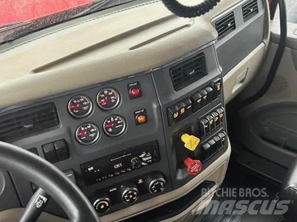 Peterbilt 567 Самосвал