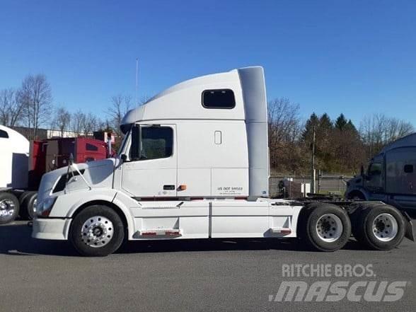 Volvo VNL64T670 Влекачи