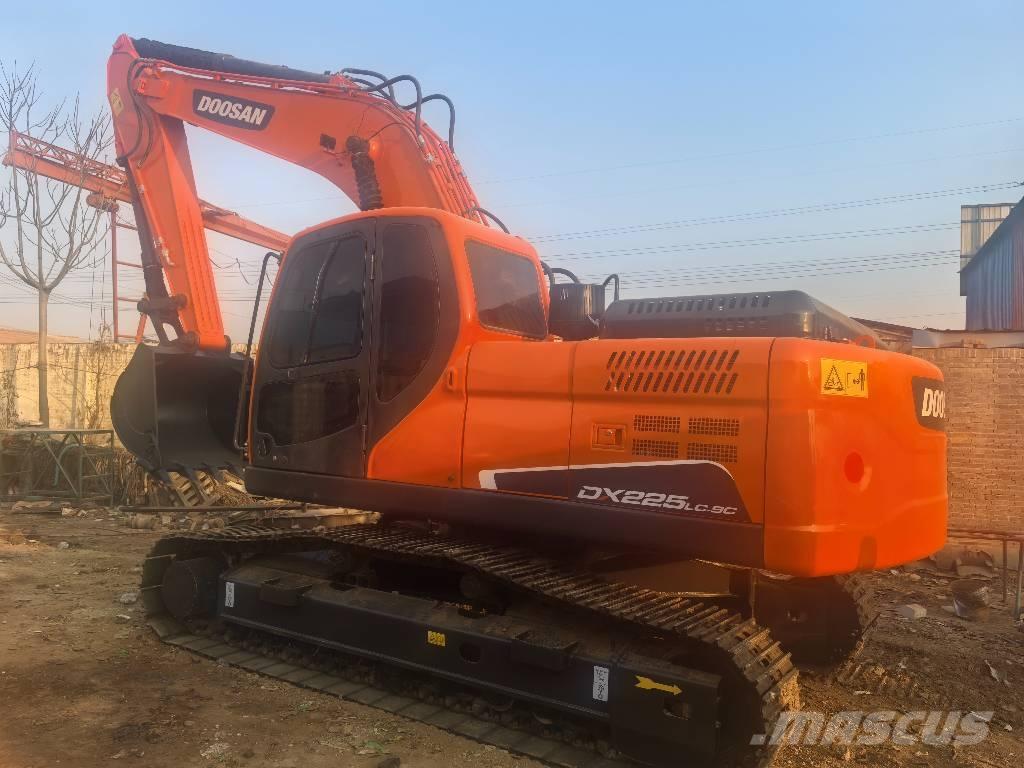 Doosan DX 225 LC-9c Верижен екскаватор