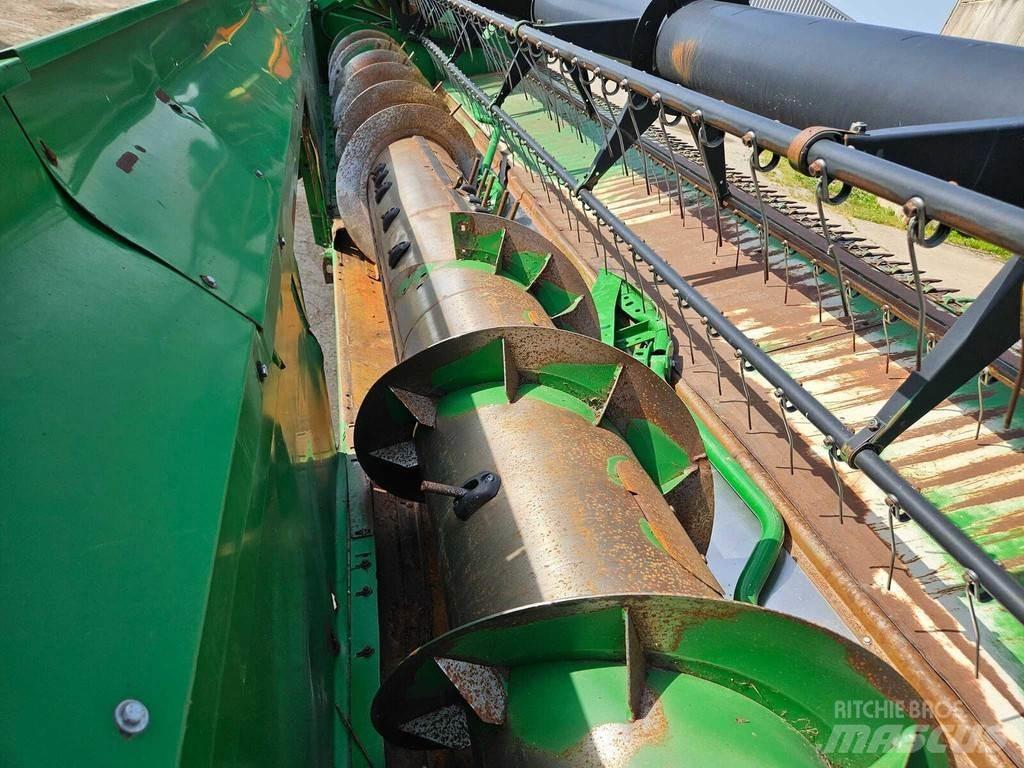 John Deere S770 Комбайни