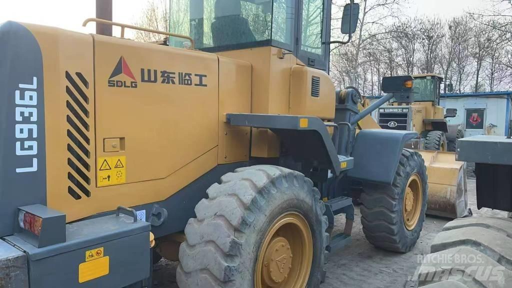 SDLG 936L Колесни товарачи