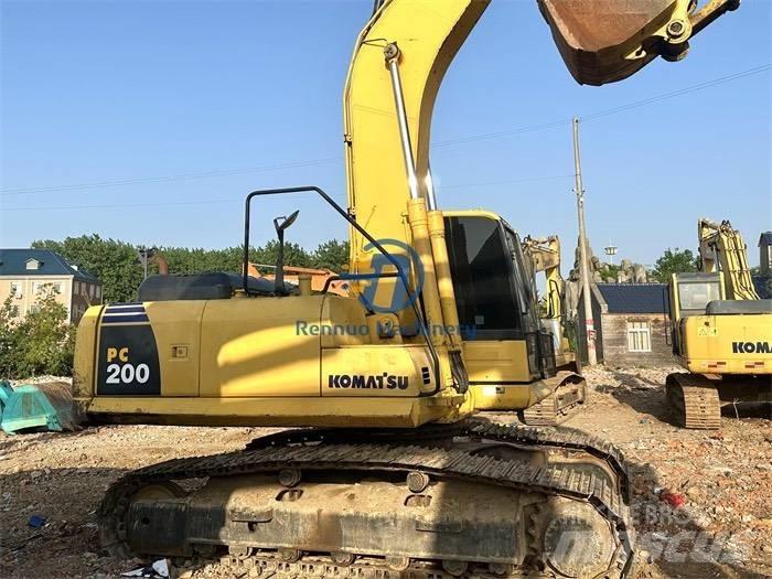 Komatsu PC200-8 Верижен екскаватор