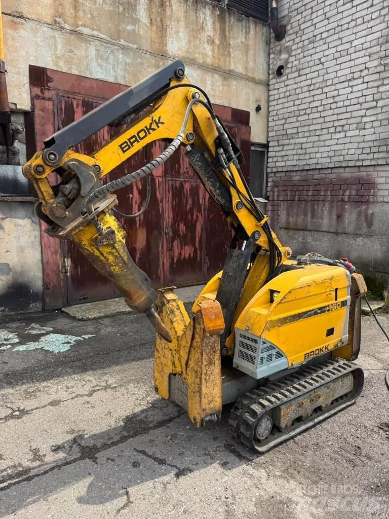 Brokk 160 Багери за разрушаване
