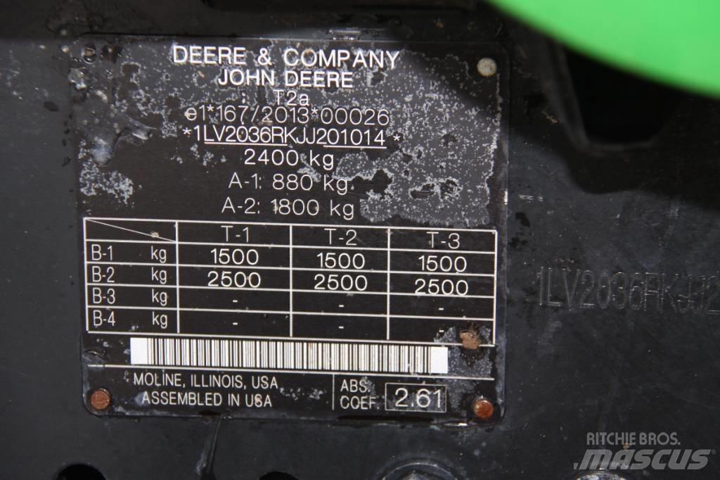 John Deere 2036 R Трактори