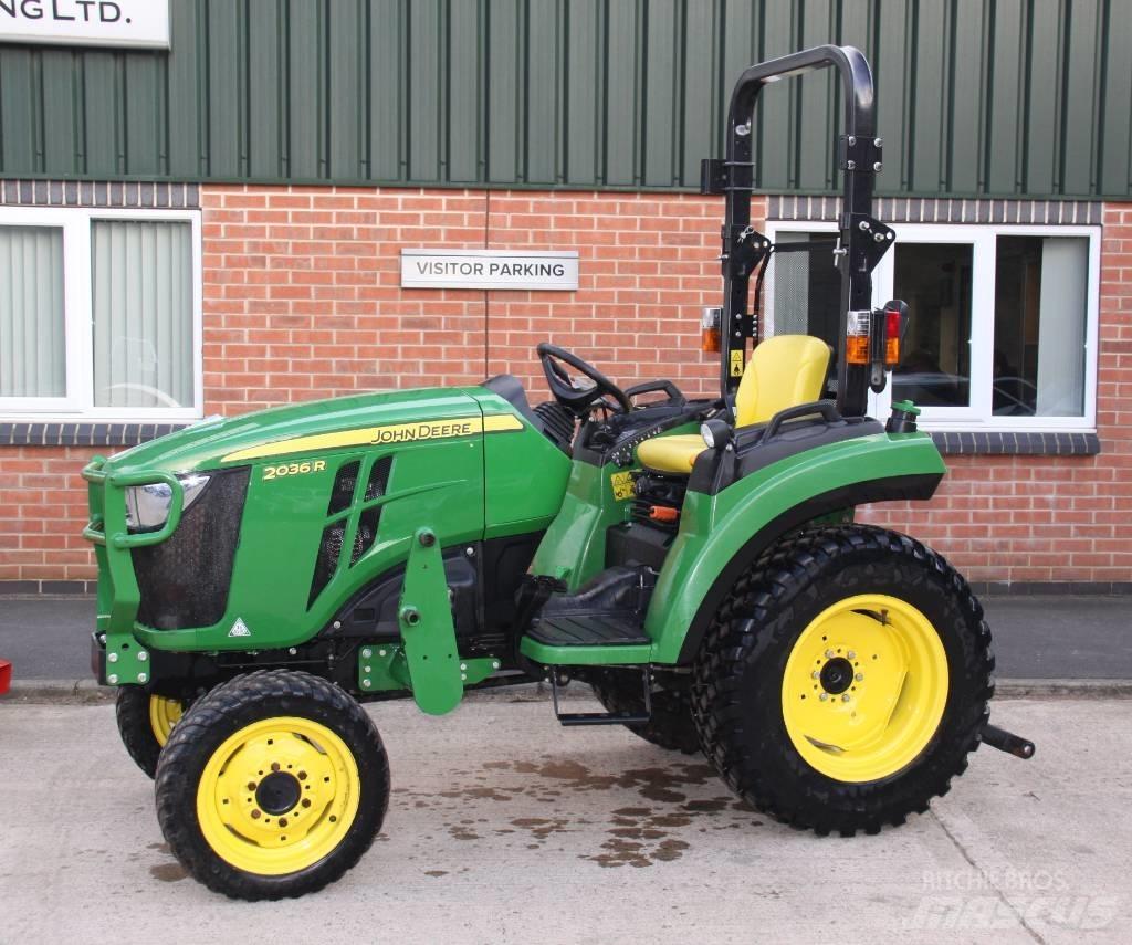 John Deere 2036 R Трактори