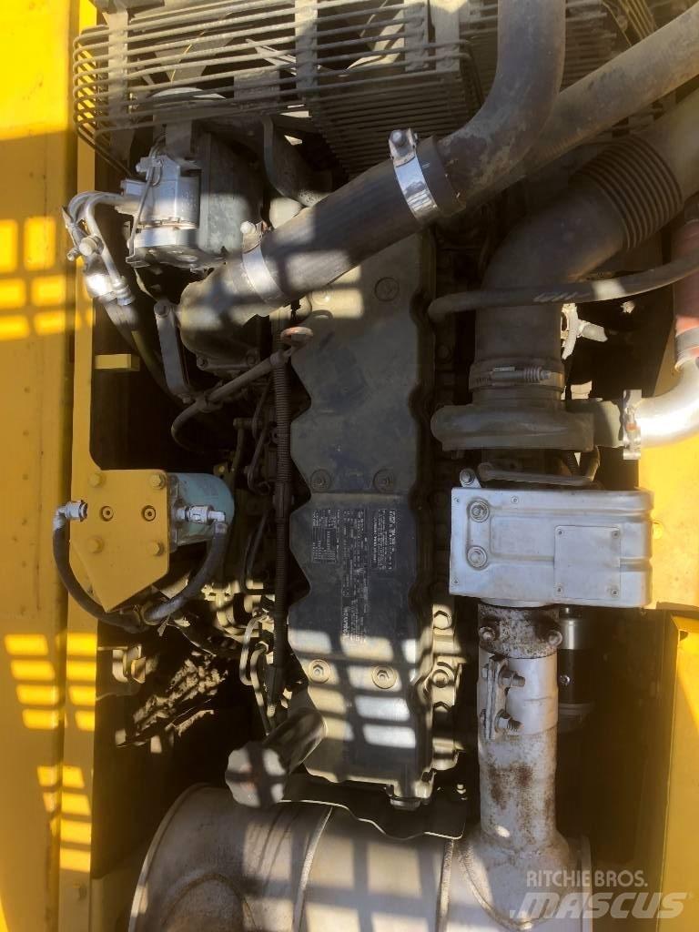 Komatsu PC200 Верижен екскаватор