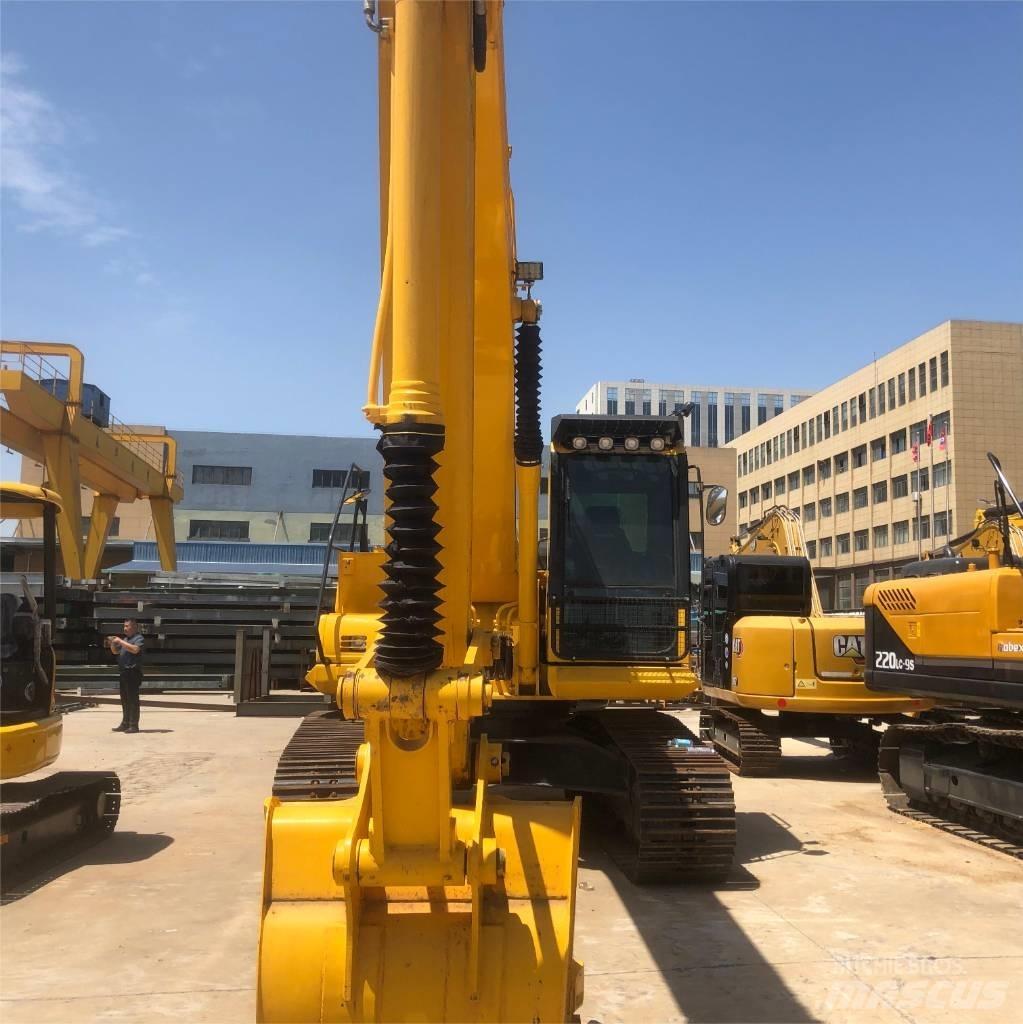 Komatsu PC200 Верижен екскаватор