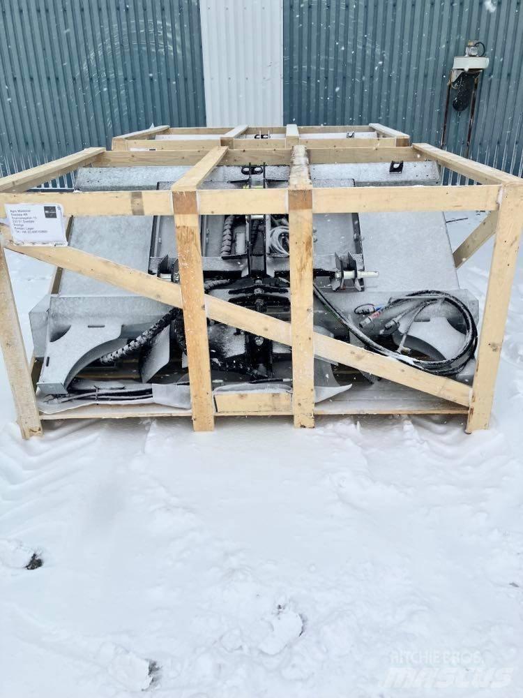  Frnasgård STS 1800 Разстилачки на пясък и сол