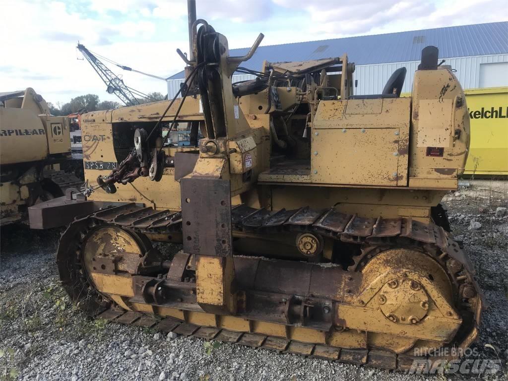 CAT 561 D Тръбополагащи булдозери