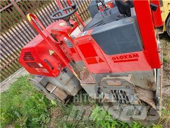 Bomag BW 100 AD M-2 Двойни барабанни ролки
