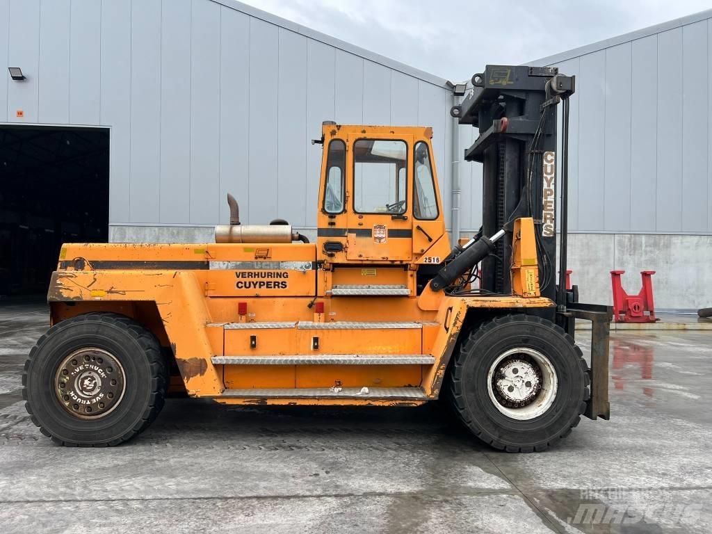 Svetruck 25 120 42 Дизелови камиони