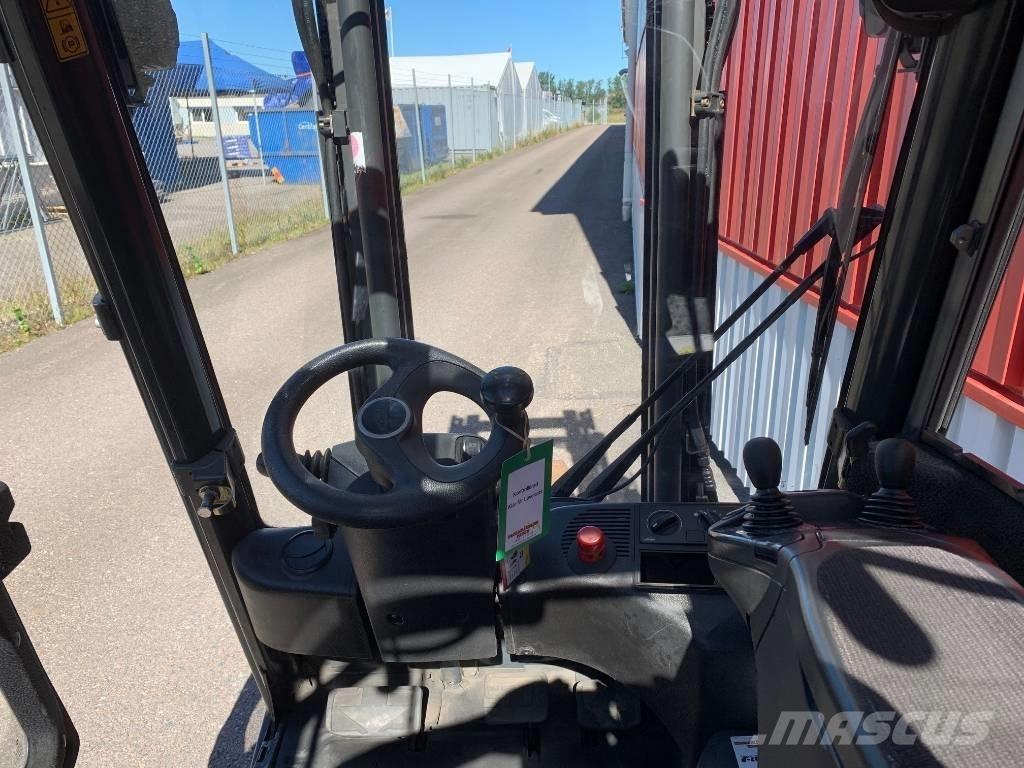 Linde E 16 C-02 Електрически вилични кари-повдигачи