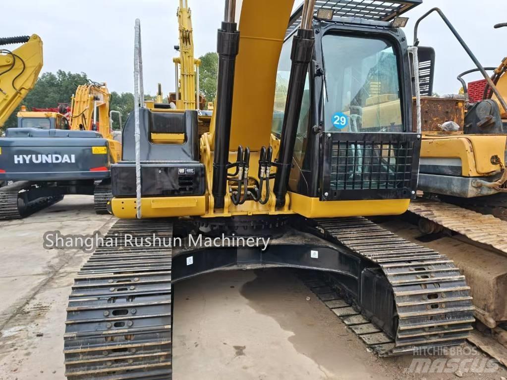 CAT 320D2 Верижен екскаватор