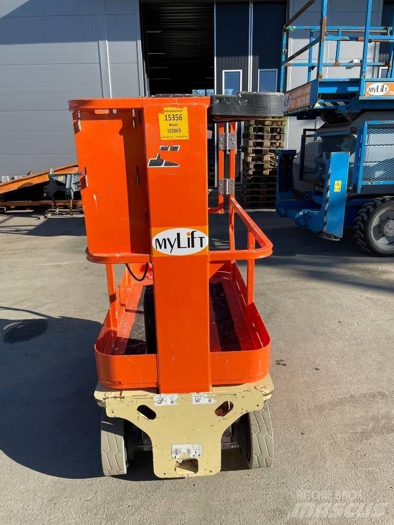 JLG 1230 Ножични работни платформи