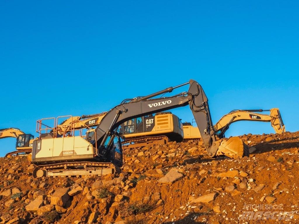 Volvo EC 220 E Верижен екскаватор
