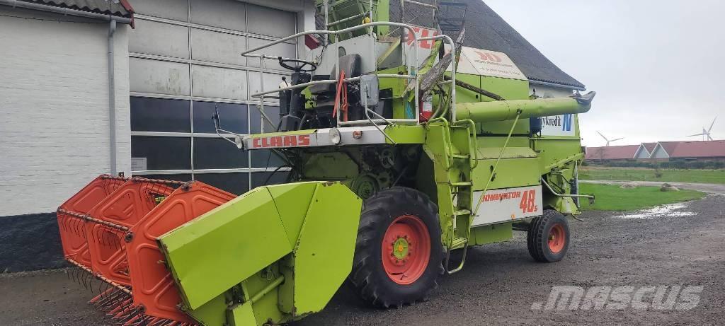 CLAAS Dominator 48 S Комбайни