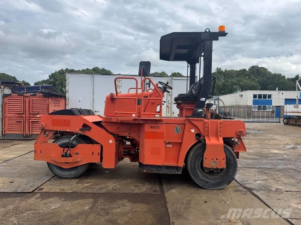 Sakai GW 750-2 Пневматични гумени  ролки
