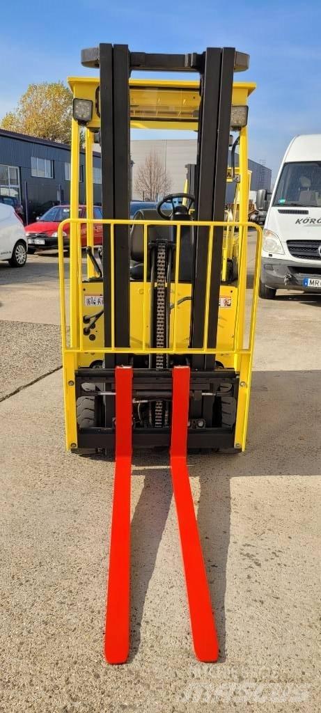 Hyster A 1.5 XNT Електрически вилични кари-повдигачи