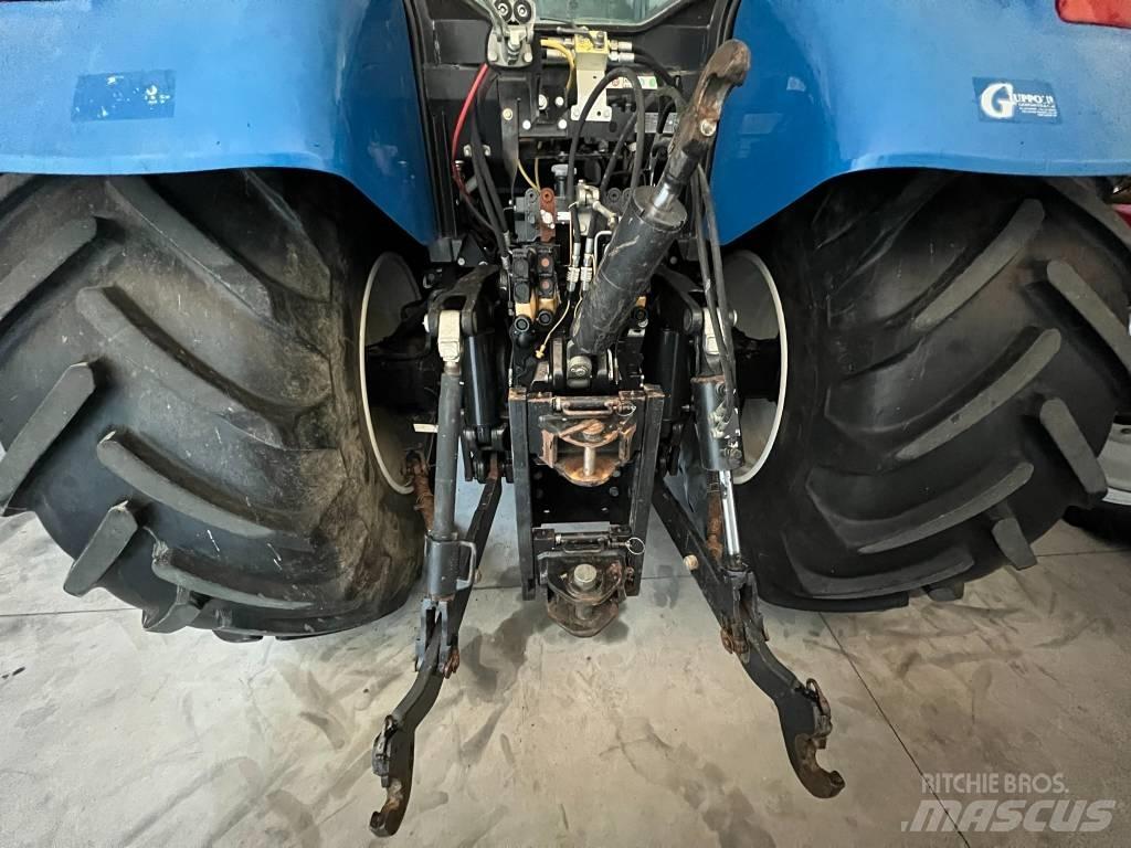 New Holland T 7060 Трактори